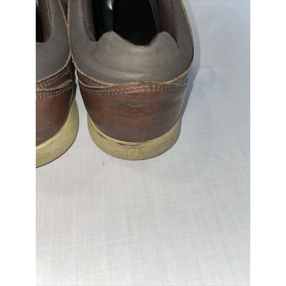Footjoy Golf Sneaker Mens Size 8.5 M Brown Leather Lace Up Small Plastic Cleats